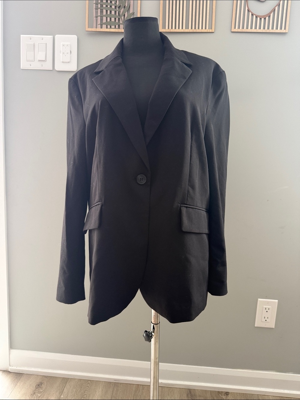 Bershka Black Single-Button Notch Lapel Blazer